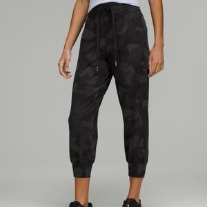 Lululemon Black Camouflage Joggers 14